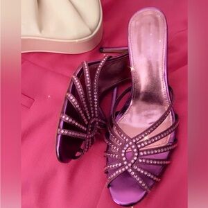 Flow Embellished Leather Mules✨